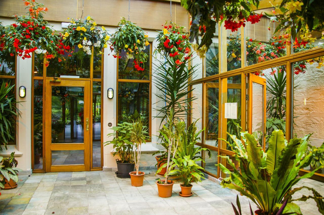 Muthu Royal Hotel Tyndrum Bagian luar foto